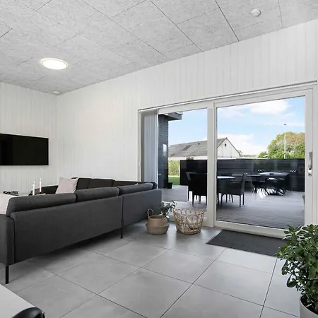 Large House With Wilderness Bath And Playground Hadsund